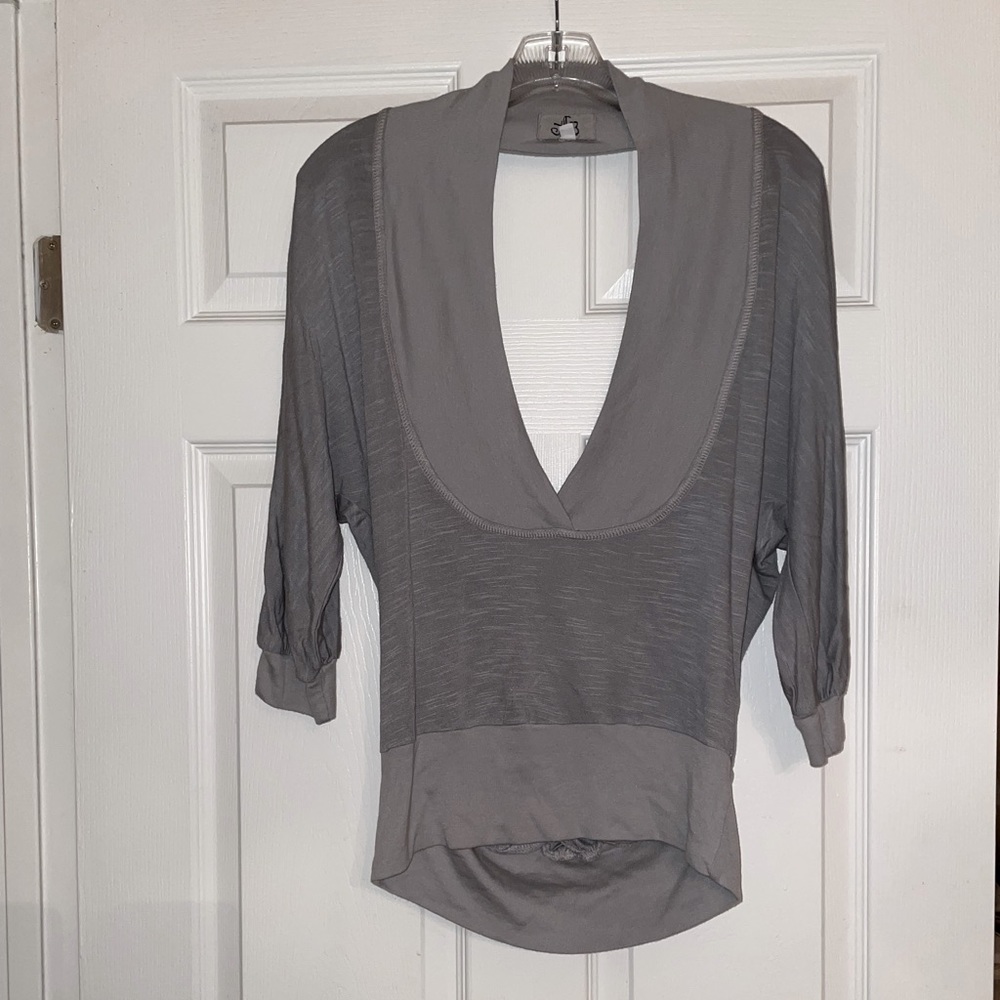 Young Fabulous & Broke size S taupe blouse